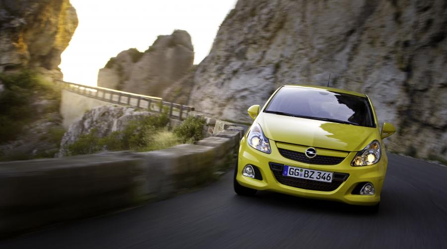  Opel Corsa OPC 2010 года  (фото 21 из 25)